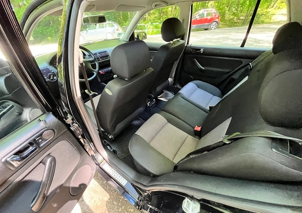 Volkswagen Golf cena 8600 przebieg: 174417, rok produkcji 2001 z Biały Bór małe 46